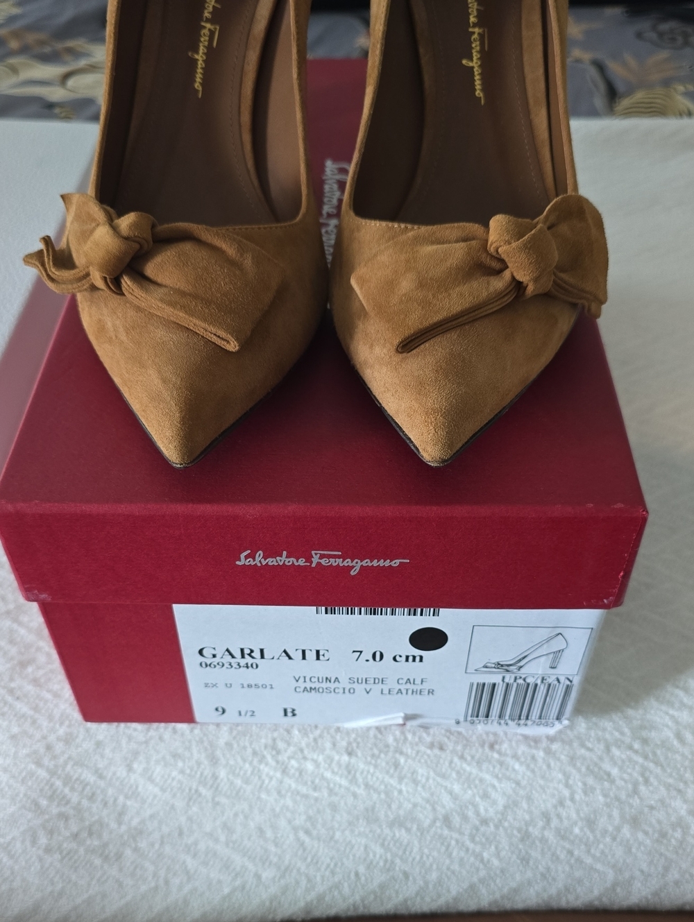 Salvatore Ferragamo Tan Suede Pointed-Toe Pumps with Bow - Picture 12 of 13